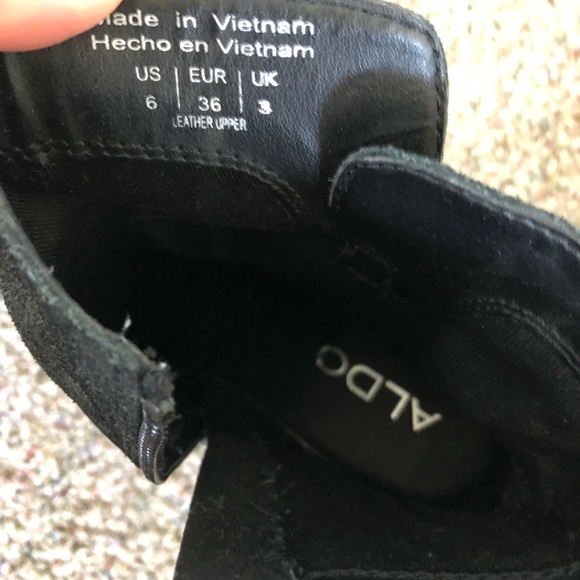 Black size 6 Aldo heeled booties - Picture 7 of 7